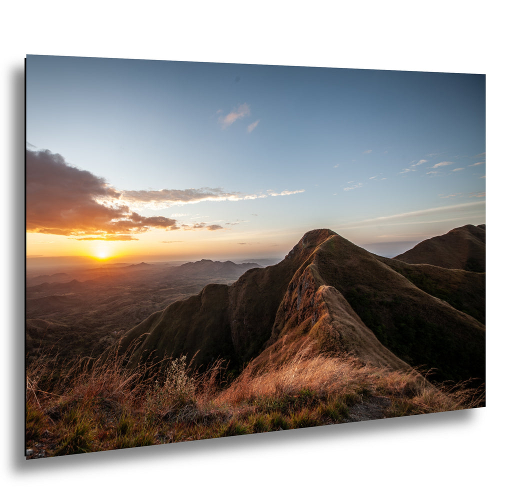 Panamanian sunrise at El Pichacho de Ola