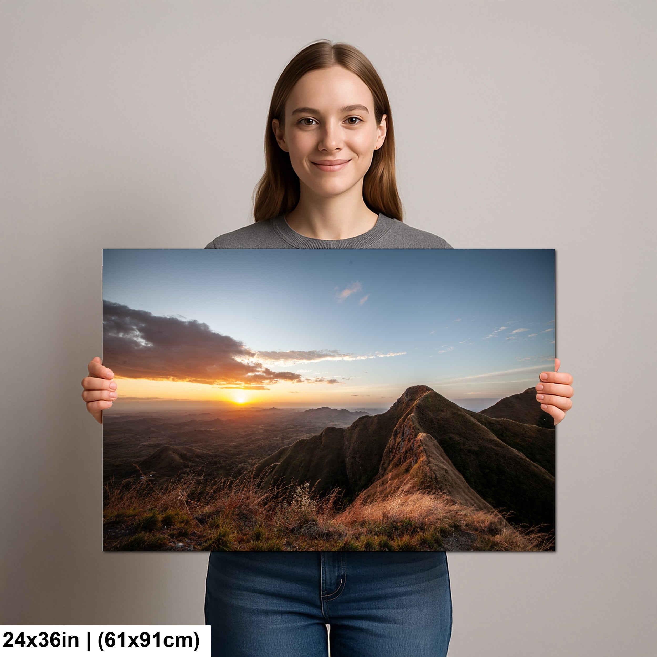 Panamanian sunrise at El Pichacho de Ola